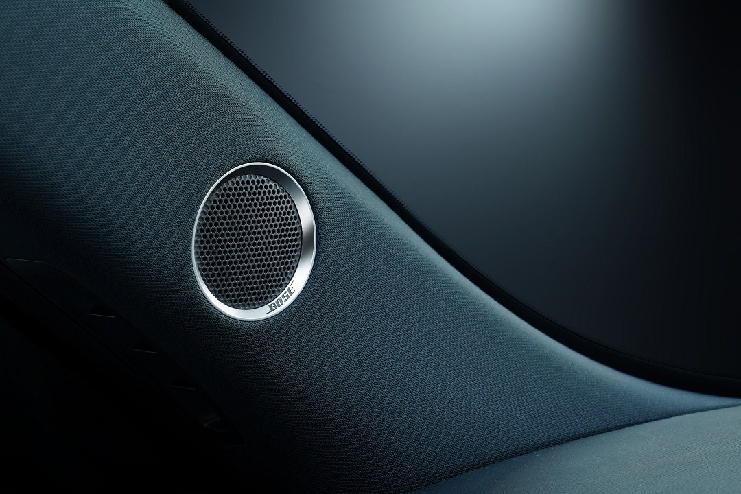 BOSE SOUND SYSTEM