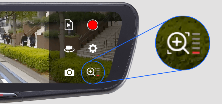 メニュー画面のズームアイコンをタッチすることでも同様に切り替えができます。