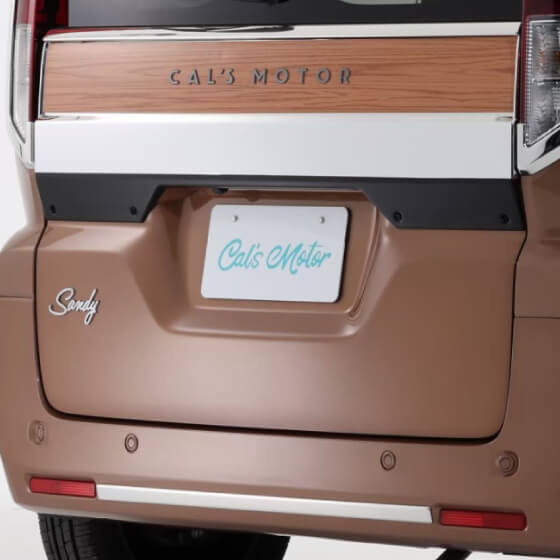 バックドアパネル/リアバンパーガーニッシュ